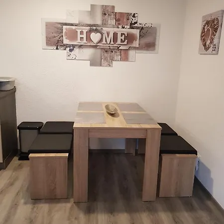 Lila Pause Apartment Ellweiler