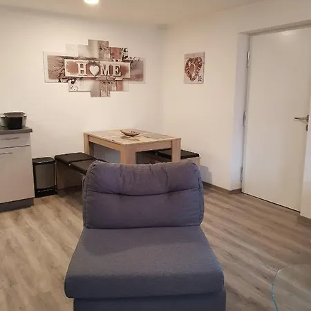 Lila Pause Apartment Ellweiler
