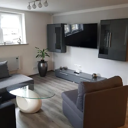 Apartment Lila Pause